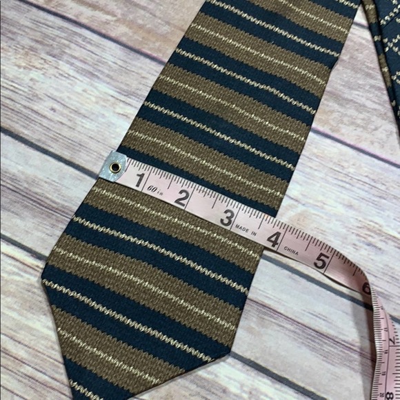 Tommy Hilfiger Italian silk tie - Picture 4 of 4